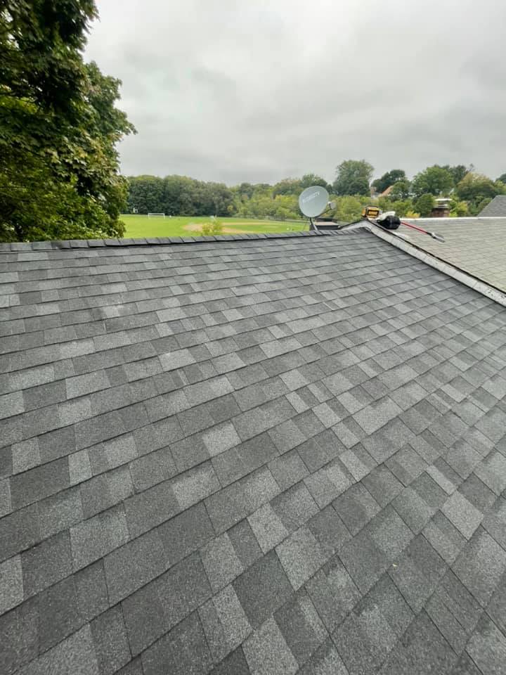 Professional no-leak roofing work.